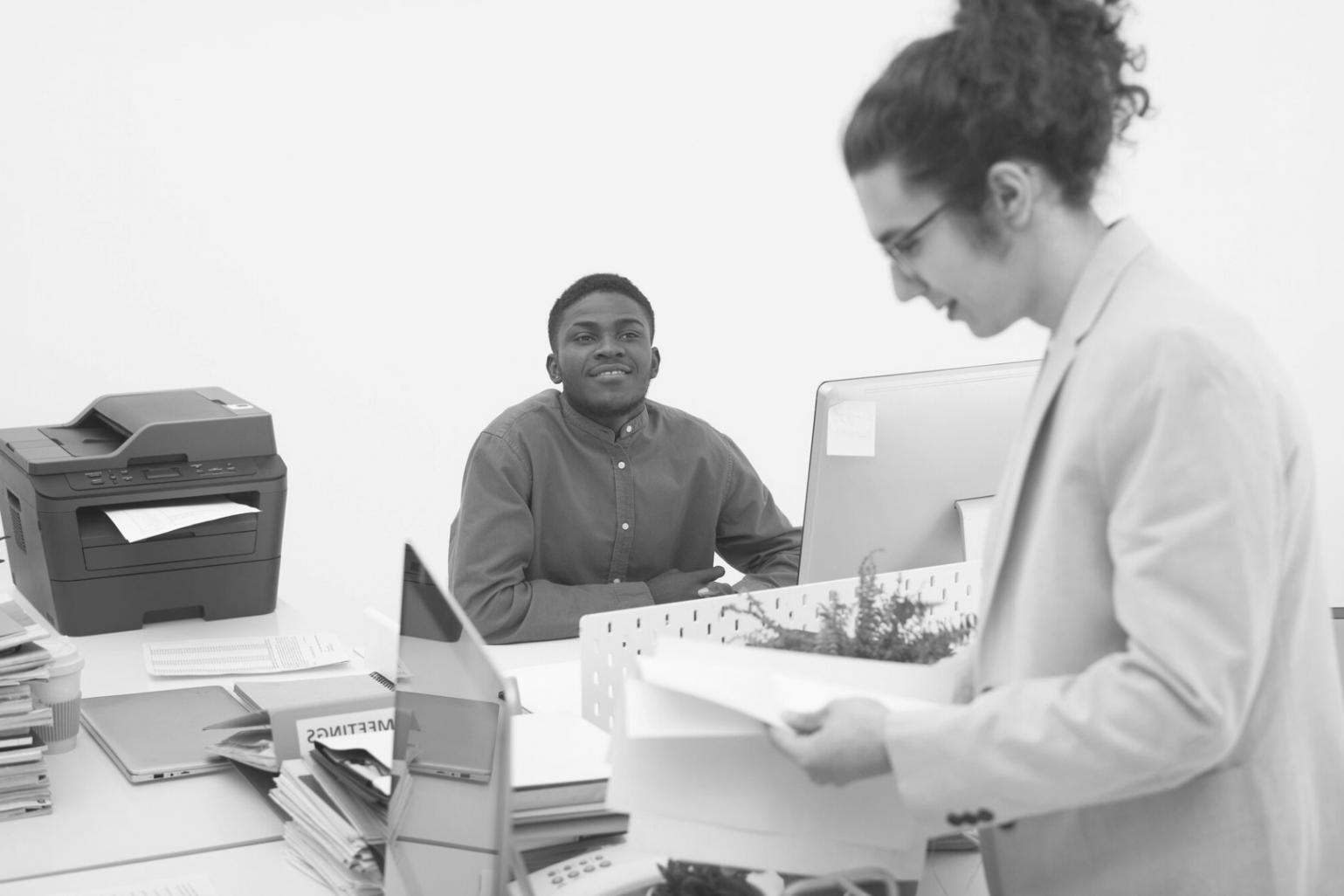 Detaillierte Finanzberichte und analytische Unterlagen